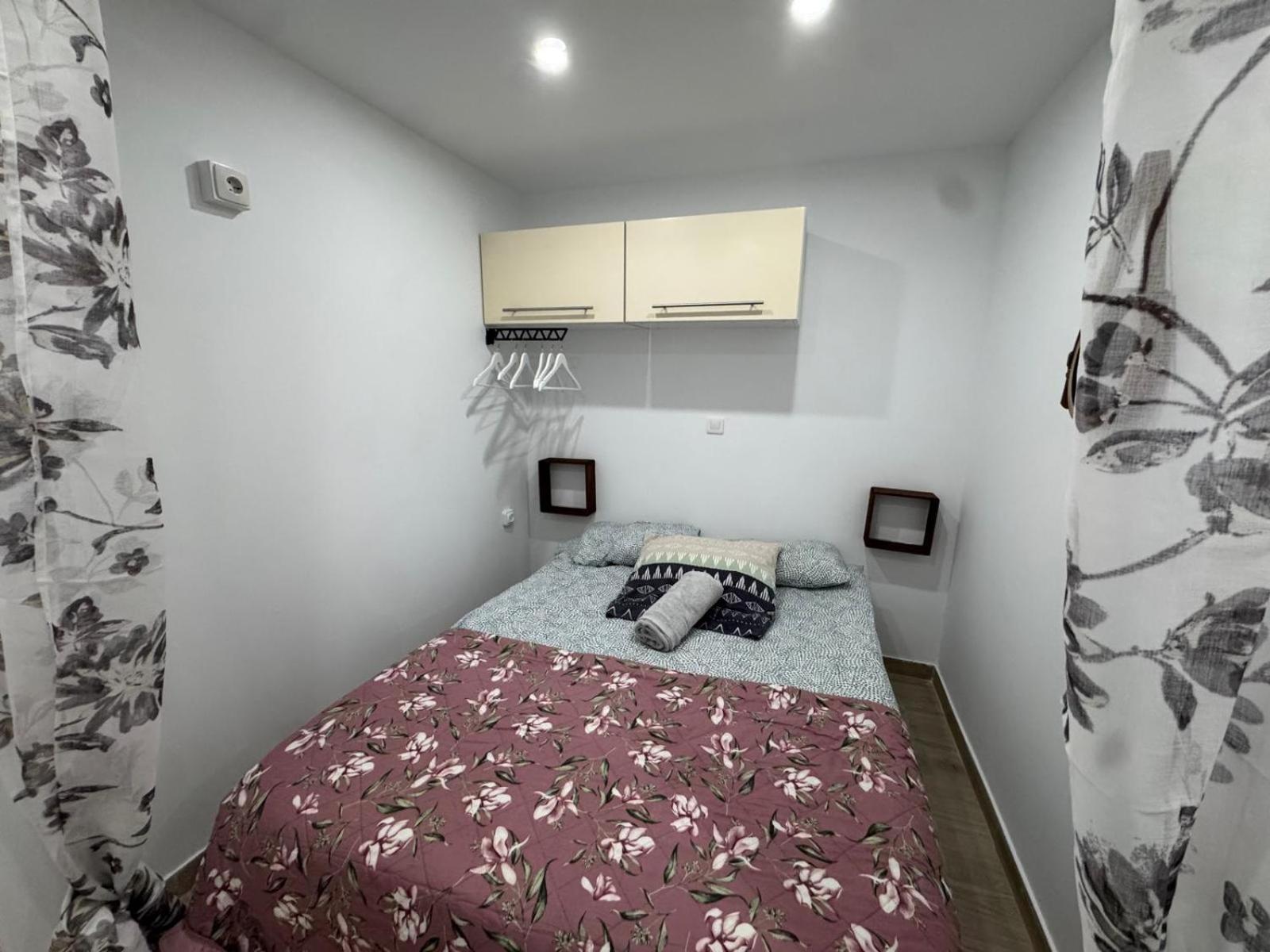 Piso Sofia Apartment Empuriabrava Exterior photo