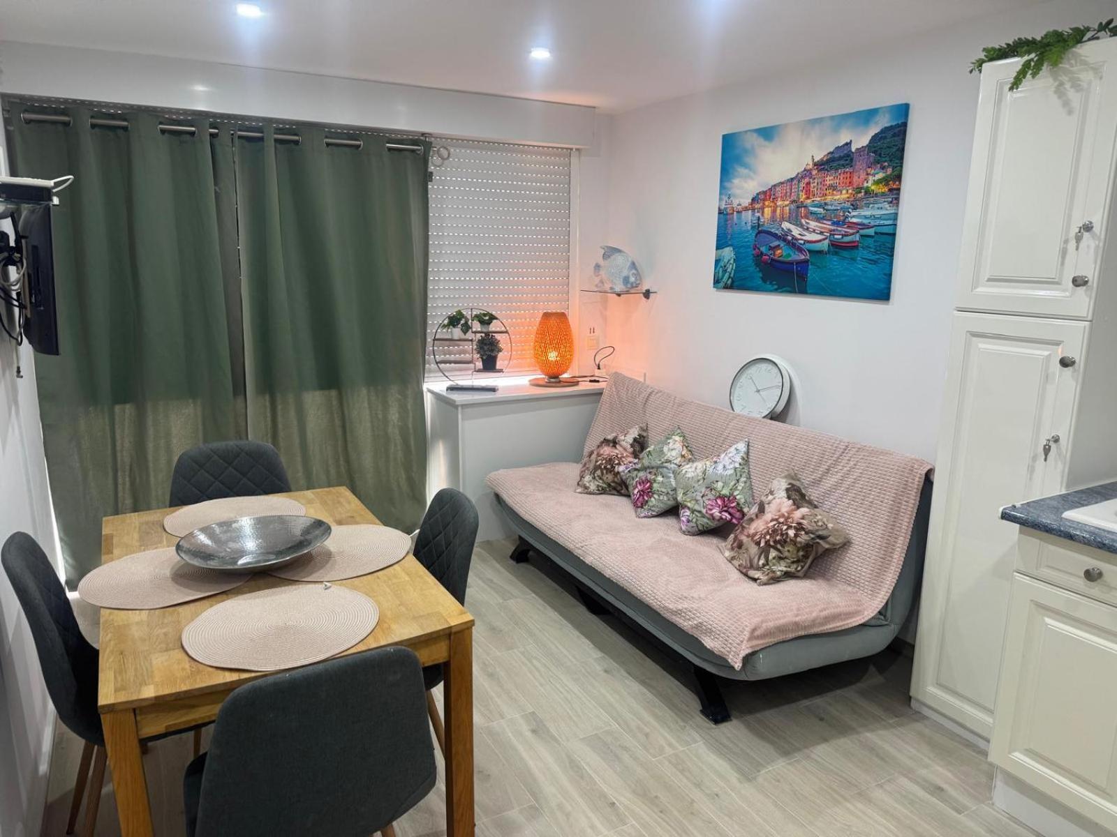 Piso Sofia Apartment Empuriabrava Exterior photo